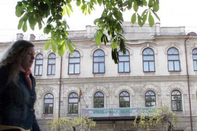 Istorinėje Kauno gimnazijoje paminėta Steigiamojo Seimo sukaktis