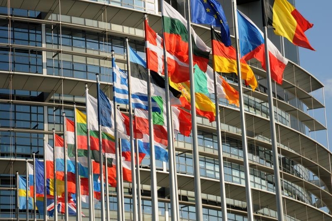 Europos Parlamentas nuo 2014 metų Lietuvai siūlo vienu mandatu mažiau