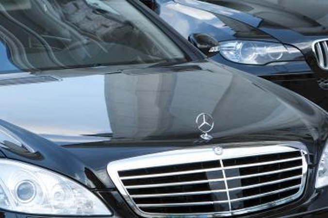Vilniuje pavogtas prabangus „Mercedes“