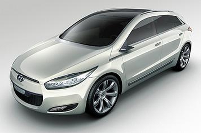 "Hyundai i40" debiutas - 2010-iais
