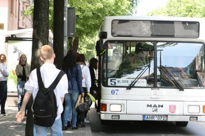 Nuo rugsėjo – griežtesnė keleivių kontrolė autobusuose
