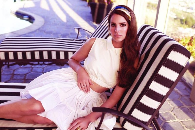 Lana Del Rey atskleidė savo Šv. Kalėdų tradicijas