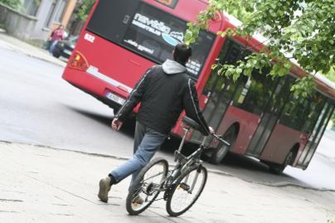 Miesto maršrutinis autobusas sužalojo pėsčiąjį 