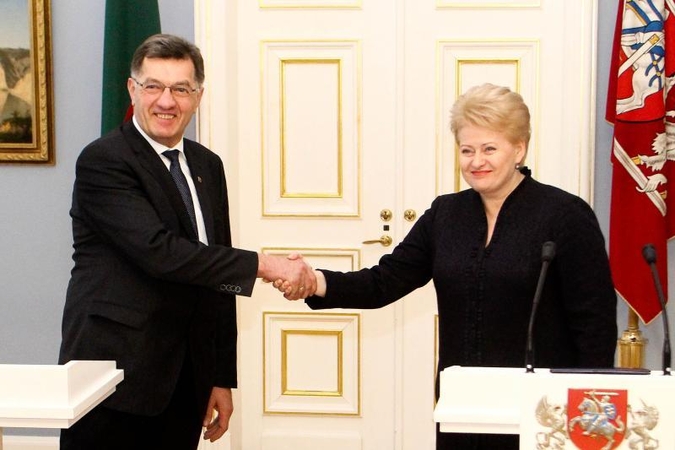Šimtadienis: kodėl žmonėms patinka A. Butkevičiaus Vyriausybė?