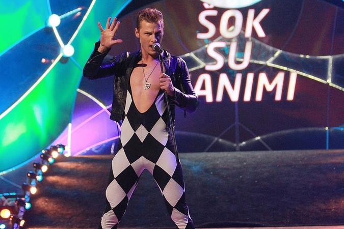Justas Lapatinskas ant parketo suksis su nauja partnere