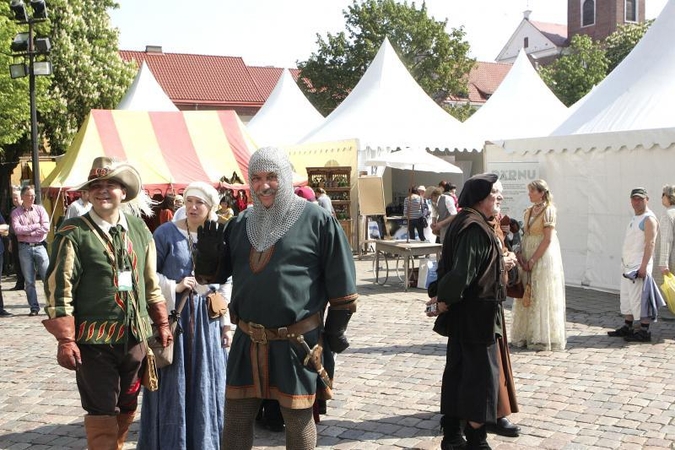Hanzos turgus: nuo lietuviško vaško iki olandiškų klumpių