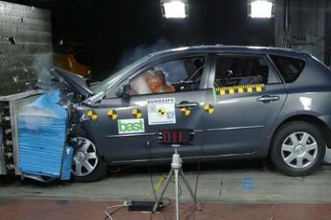 „EuroNCAP" keičia taisykles