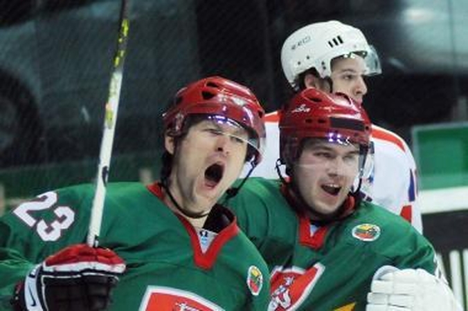 Pasiruošimą ledo ritulio čempionatui lietuviai baigė pergale