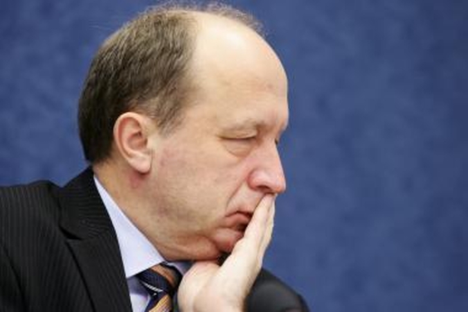 Premjerui keista, kad FNTT vadas atleidžiamas tik gegužę