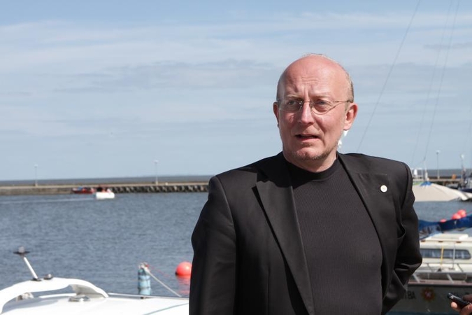 A.Valinskas R.Mikelkevičiūtei: jūs būsite mano pelenė