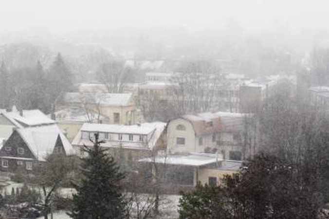 Savaitgalį sinoptikai gausesnio sniego nežada