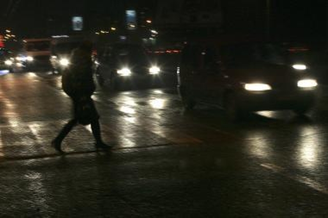 Pėsčiųjų perėjos bus labiau apšviestos