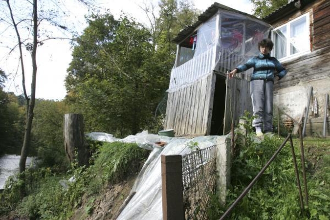 Savivaldybė gelbės namą ant Jiesios šlaito
