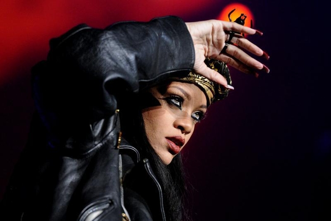 Dainininkai Ch. Brownas ir Rihanna tapo karščiausiu VMA debiutu