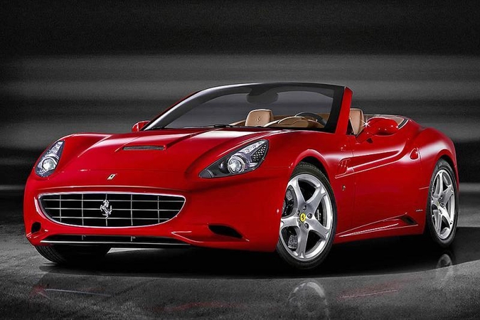 P.Hilton išpardavimų dieną praleido pirkdama „Ferrari“