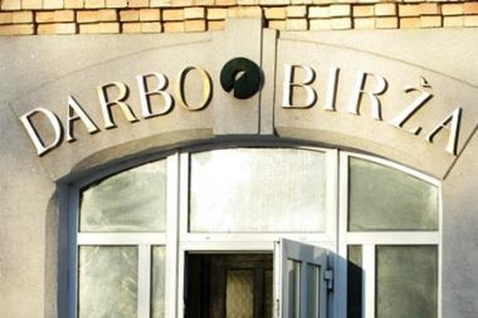 Pernai per Lietuvos darbo biržą įdarbinta daugiau nei 200 tūkst. žmonių