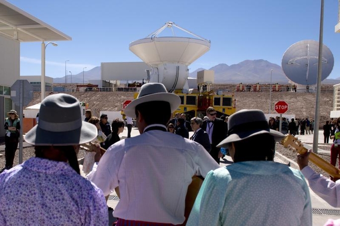 Čilėje ėmė veikti didžiausia pasauly astronomijos observatorija (foto)