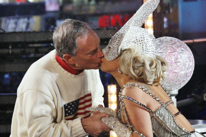 Niujorko meras: mano mergina bučiuojasi geriau nei Lady Gaga