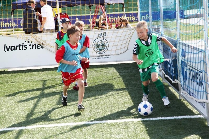 Prie Baltojo tilto įrengtos mini futbolo aikštelės