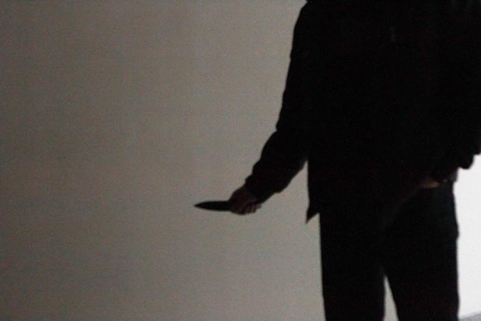 Penkiolikmečiui du plėšikai grasino peiliu