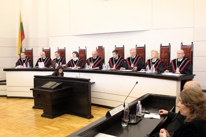 KT šią savaitę įvertins prezidentės prašymą dėl pilietybės