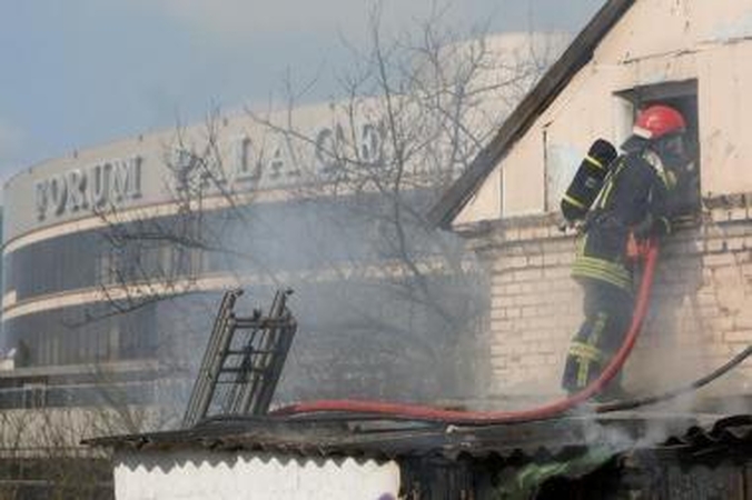 Klaipėdos r. degė sodininko pastatai