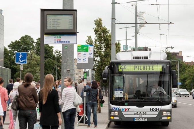 Vilniečiai savo kailiu išbando viešojo transporto permainas