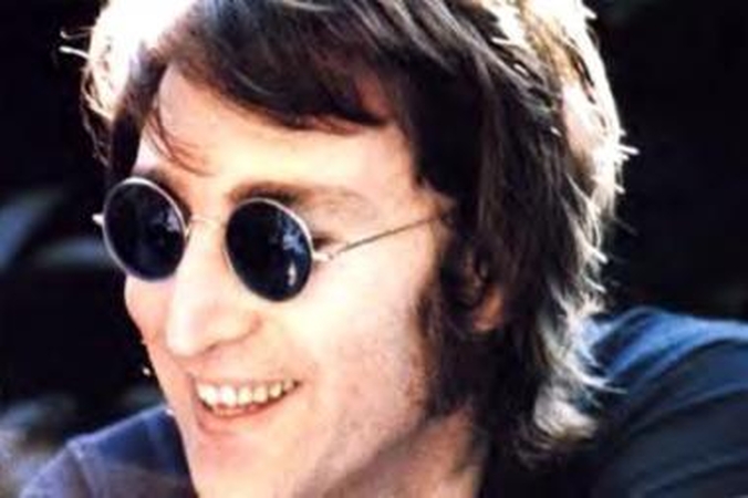 "The Beatles" lyderis J.Lennonas pagerbtas progine moneta