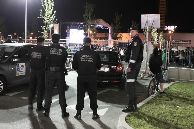 Uostamiestyje policija tramdė krepšinio sirgalius