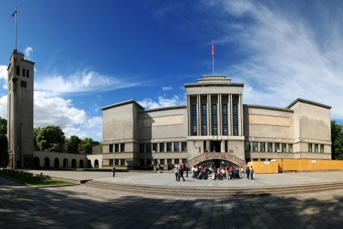 Dėl Karo muziejaus sutarties ministrė kreipėsi į prokurorus