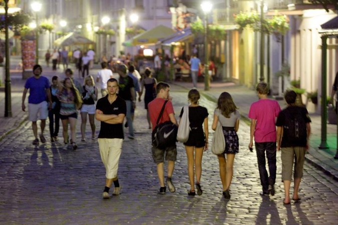Artėja naktis, kai kauniečiams negalima miegoti