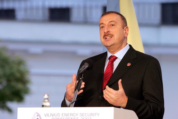 Grupė Seimo narių susirūpino dėl Azerbaidžano prezidento sprendimo