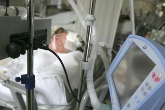 Medikai negydė komos ištiktos moters, tačiau ji netikėtai visiškai pasveiko
