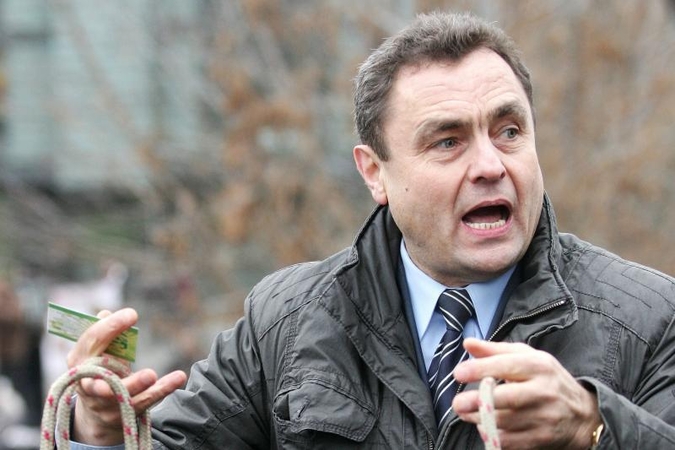P. Gražulis vėl siūlo baudas už „konstitucinių dorovių niekinimą“
