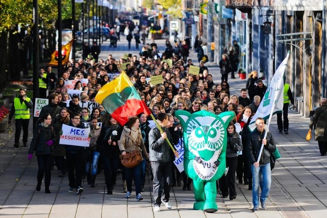 Ką apie universitetų jungimą mano patys universitetai?