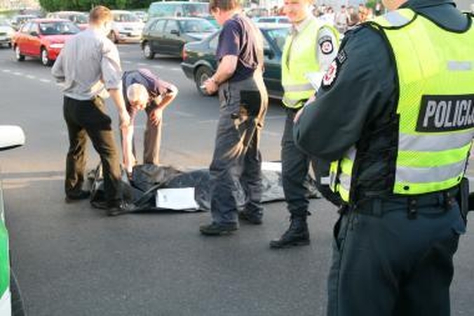 Per savaitę šalies keliuose žuvo šeši žmonės