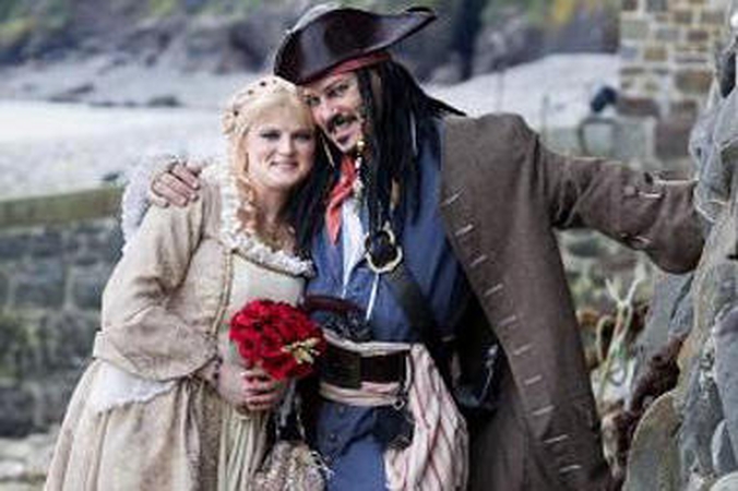 Britanijoje susituokė „Karibų jūros piratai“