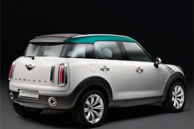 "Mini“ improvizacijos visureigio tema
