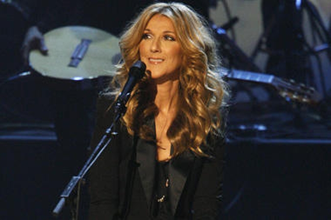 Dvynukų besilaukianti Celine Dion paguldyta į ligoninę