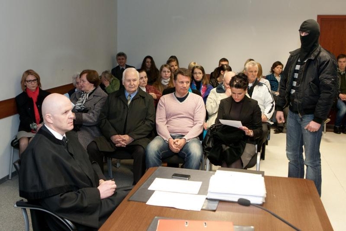 Nei L.Stankūnaitė, nei N.Venckienė negali būti mergaitės atstovėmis