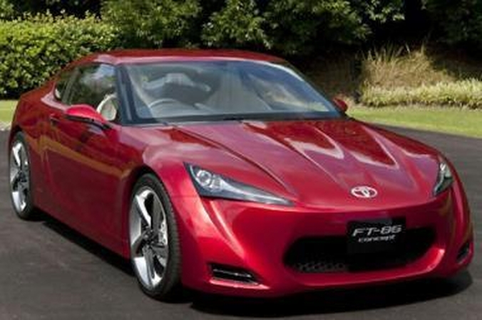 „Toyota“ pristatys naują „Celica“