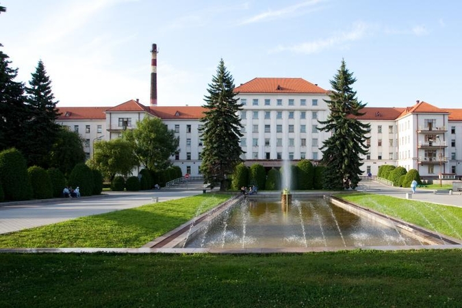 Po sprogimo bendrovėje darbuotojas atsidūrė reanimacijoje