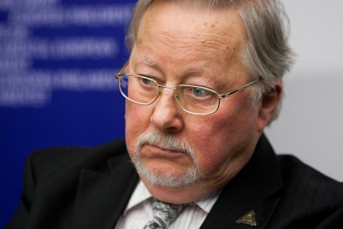 V.Landsbergis: norėčiau, kad mergaitė liktų sveika ir gyva