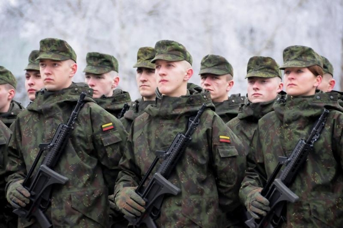 MRU pridės balą baigusiems karinius mokymus