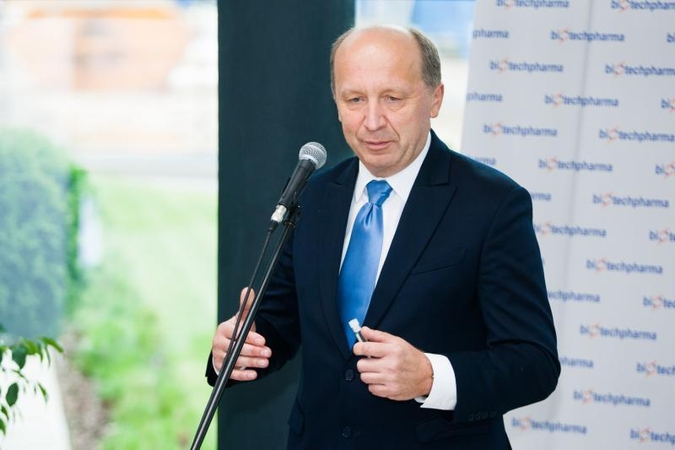 A.Kubilius pakviestas į Pasaulio ekonomikos forumą Davose
