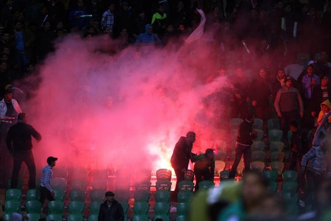 Egipte po futbolo aistruolių riaušių atleistas miesto saugumo vadovas
