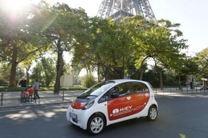 Prasideda „Mitsubishi i MiEV" bandymai