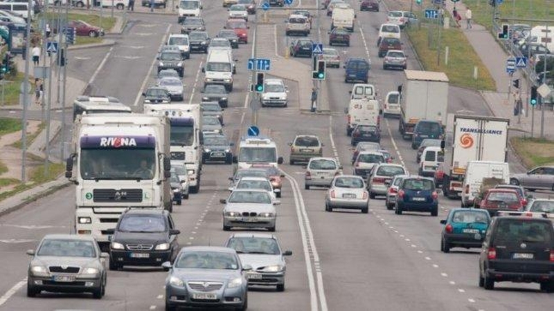 Automobilius nuomojasi ir kontrabandinėms cigaretėms pervežti