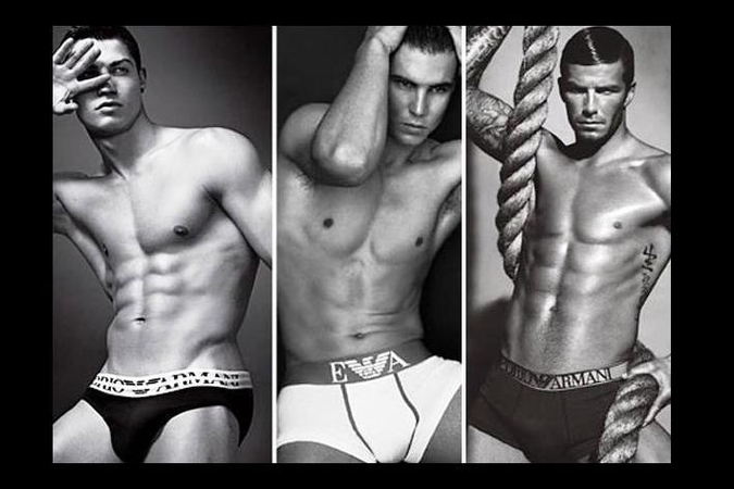 Kuris iš gražuoliukų bus pasirinktas seksualiai „Armani“ reklamai?