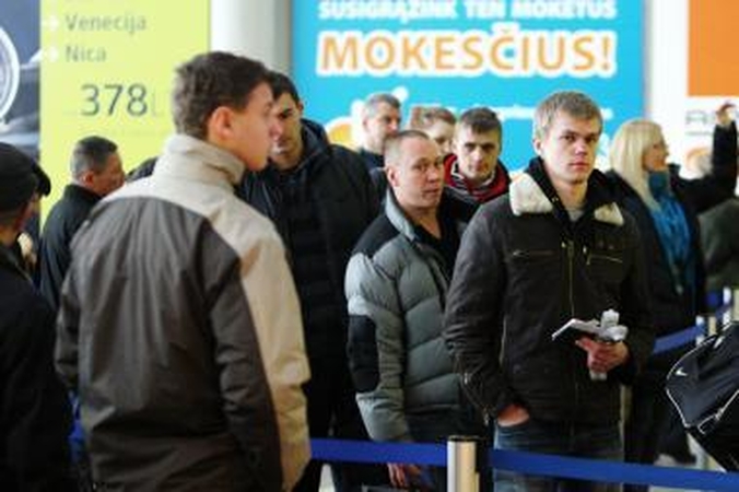Šiemet iš užsienio laukiama rekordinių pinigų srautų